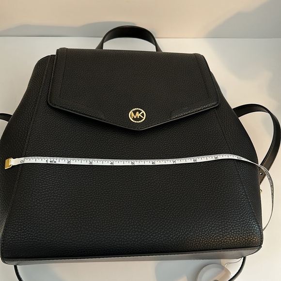 MICHAEL KORS MD BLACK PEBBLED LEATHER BACKPACK
"FREYA" NWT - Picture 10 of 14